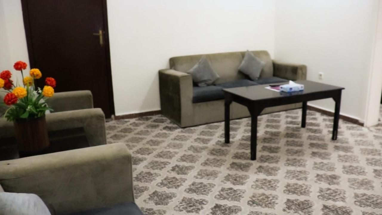 Al Farhan Hotel Suites Ер-Ріяд Екстер'єр фото