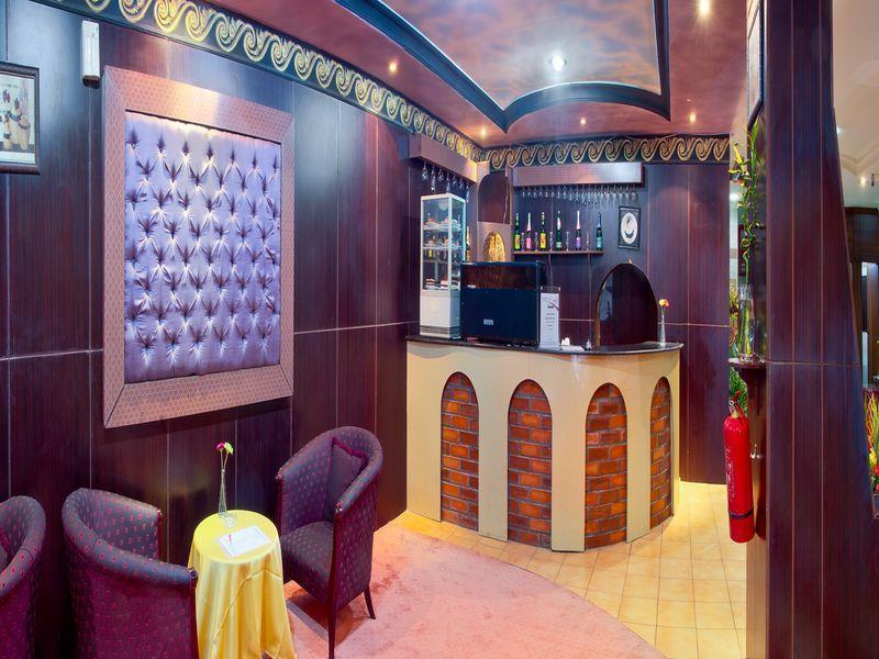 Al Farhan Hotel Suites Ер-Ріяд Екстер'єр фото