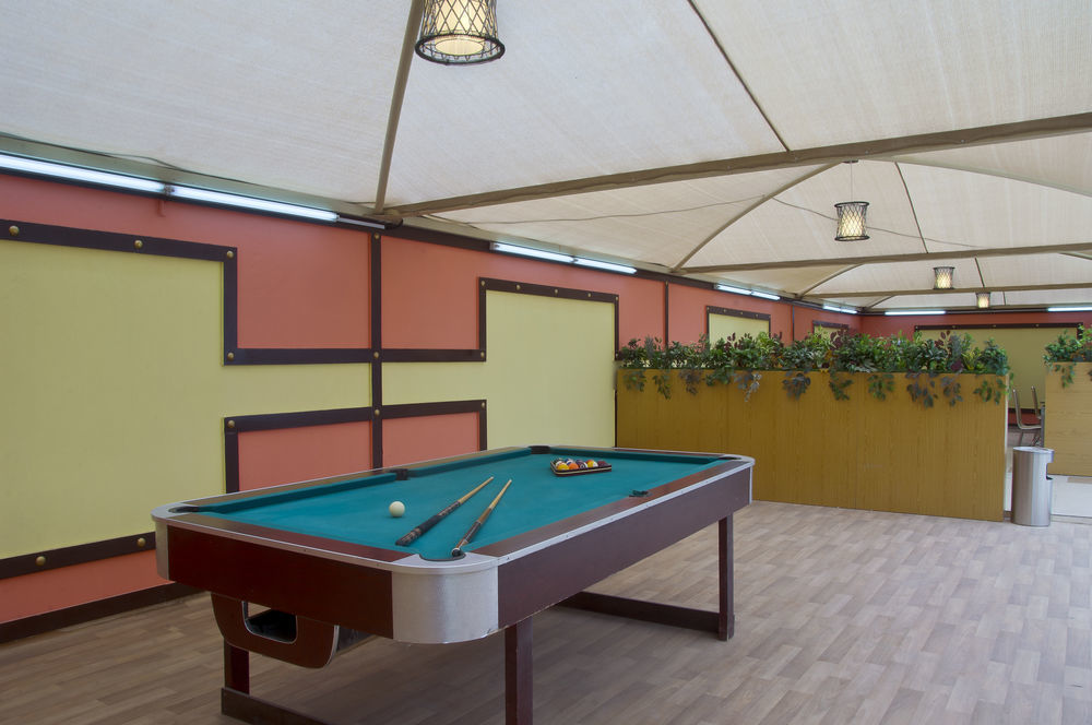 Al Farhan Hotel Suites Ер-Ріяд Екстер'єр фото