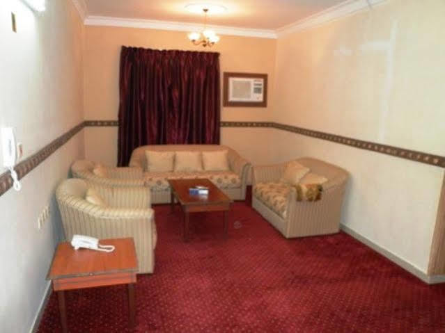 Al Farhan Hotel Suites Ер-Ріяд Екстер'єр фото