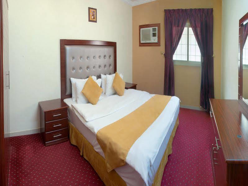 Al Farhan Hotel Suites Ер-Ріяд Екстер'єр фото